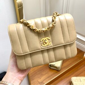 Vintage Chanel beige vertical Quilted mini shoulder bag gold chain